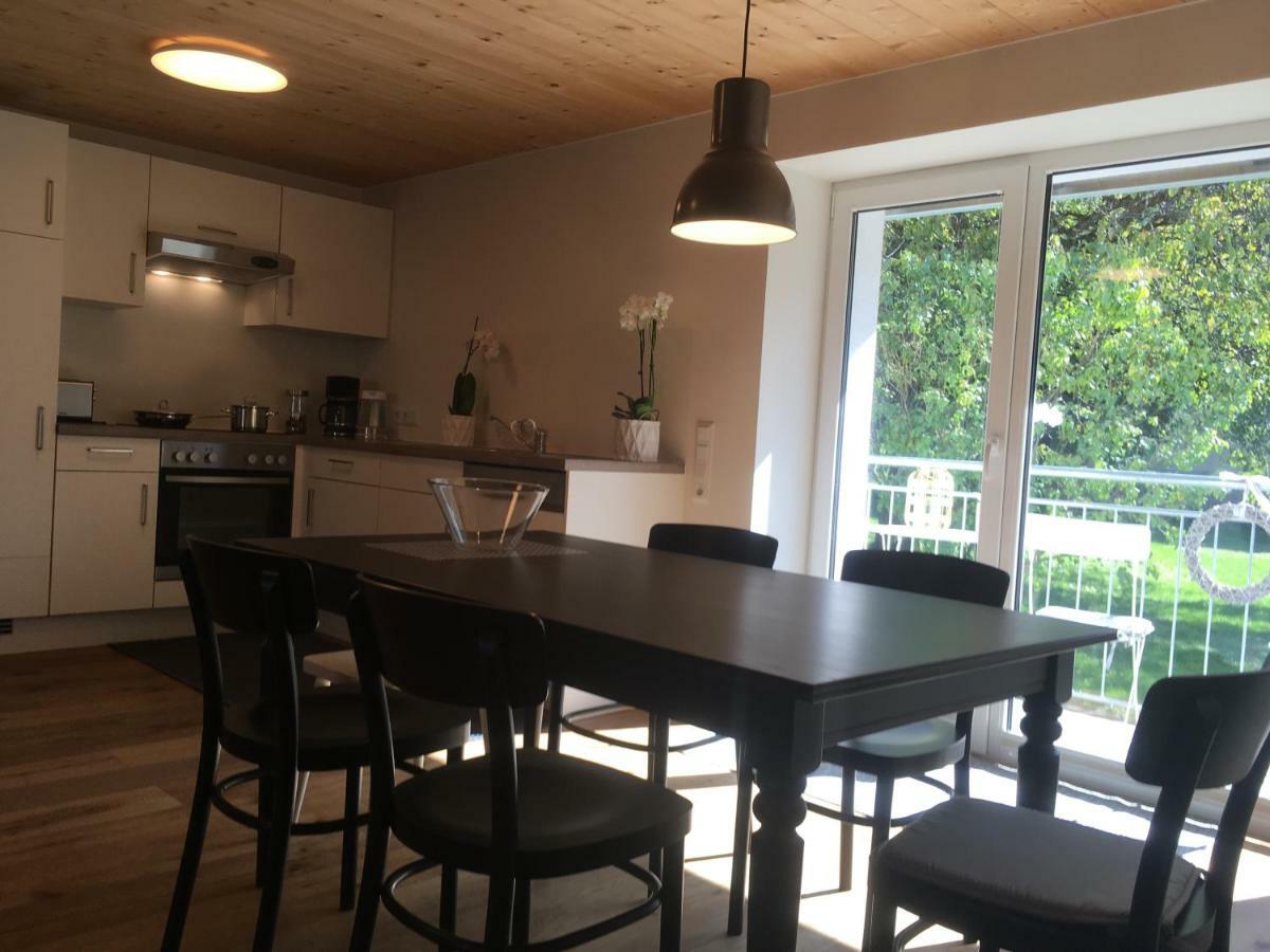 Wohnung In Zentraler Lage Im Rheintal 거치즈 외부 사진